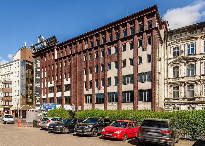 Sleepway - Red Metro Apartment