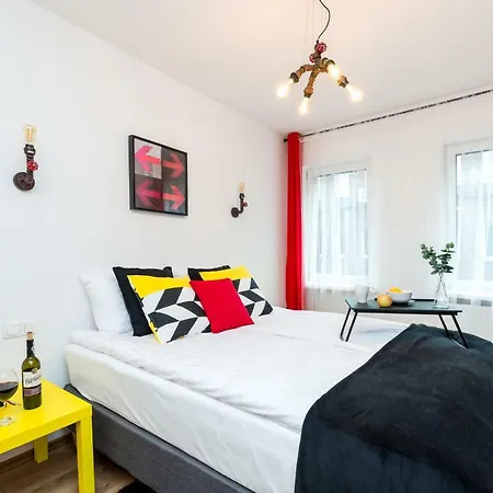 Apartment Sleepway - Red Metro