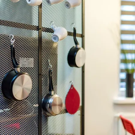 Apartment Sleepway - Red Metro *